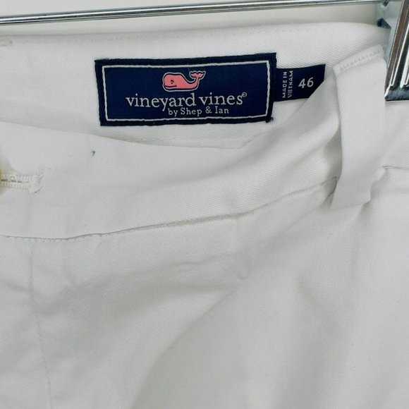 Vineyard Vines White Flat Front Men Shorts - Picture 3 of 7